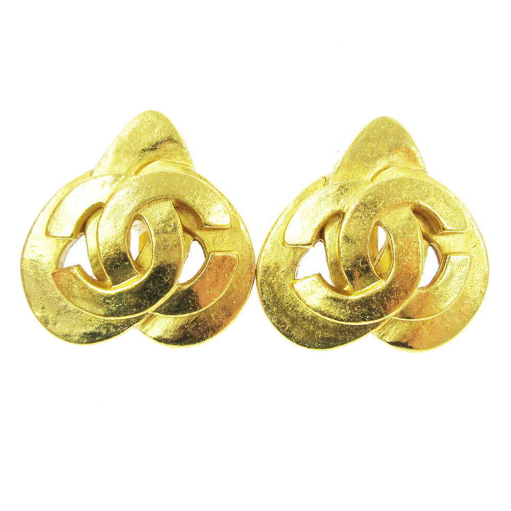 Chanel Vintage CC Heart Cut Out Drop Clip-On Metal